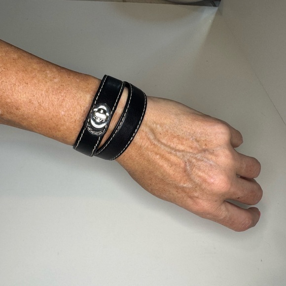 Coach Leather Wrap Bracelets Pink and Black with Coach Sateen Jewelry Pouch - Picture 3 of 7